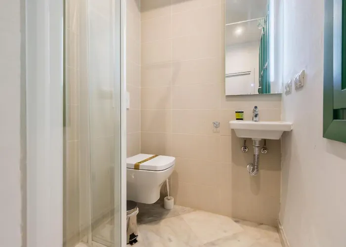 Penthouse Con Terraza- 2d 2b- Triana Apartment *