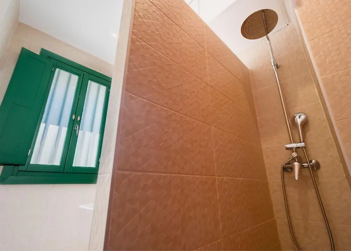 Apartment Penthouse Con Terraza- 2d 2b- Triana