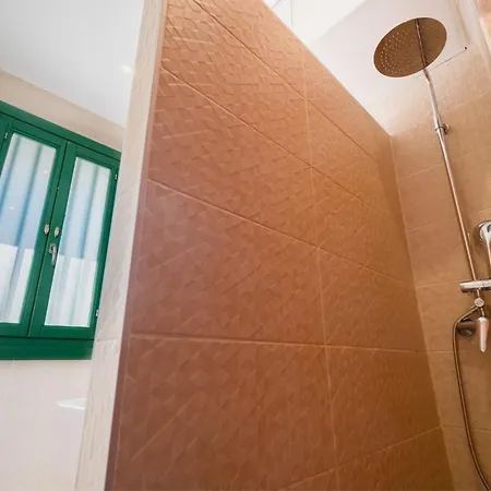 Penthouse Con Terraza- 2d 2b- Triana *